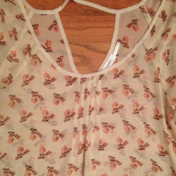 SOLD  Peasant Blouse - Picture 3 of 4