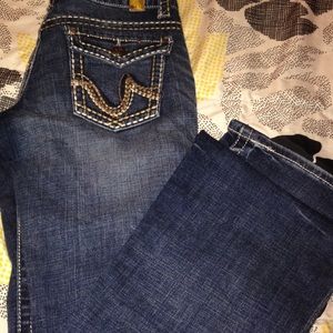 Maurices premium jeans size 9/10 regular