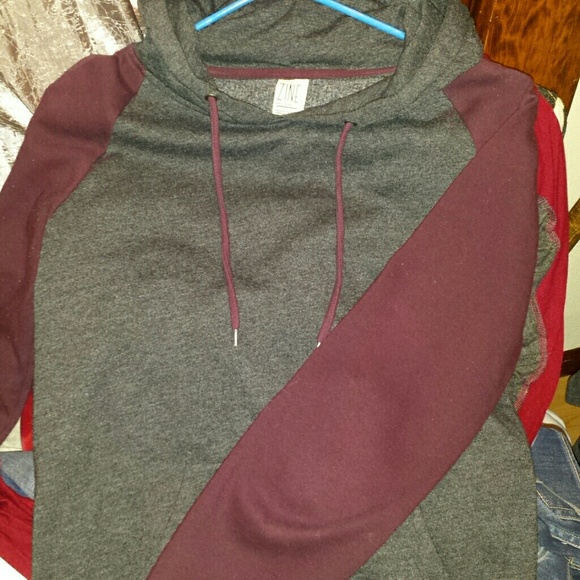 Zumiez hoodie