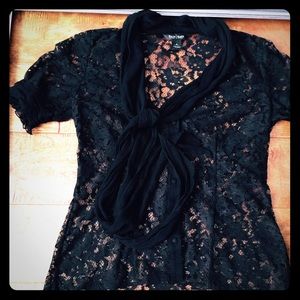 Beautiful black lace buttondown blouse💕