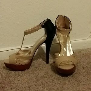 Olsenboye size 6 heels
