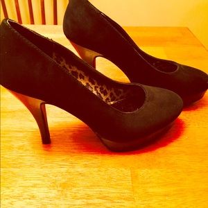 Unlisted size 7.5 heals