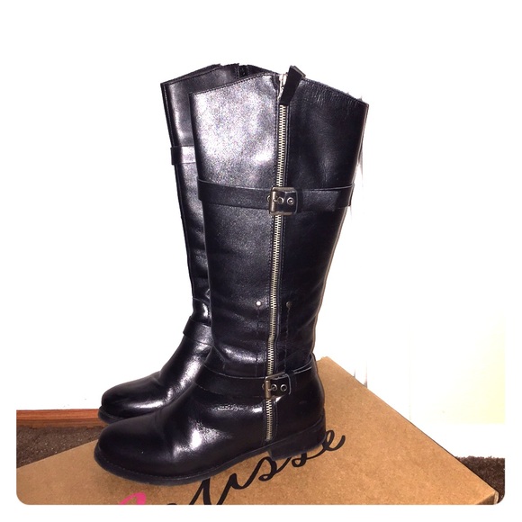 Matisse black boots