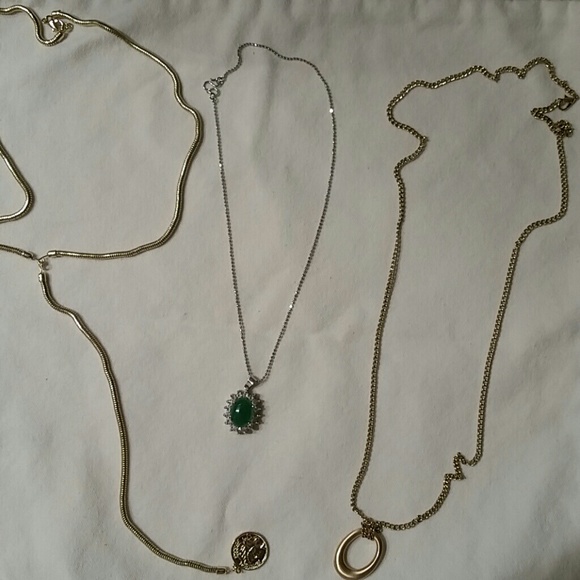 SOLD!!! Nasty gal necklaces bundle