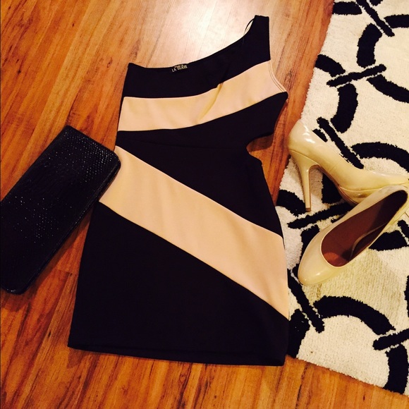 One shoulder blank and tan cut out dress
