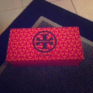 Tory Burch shoebox