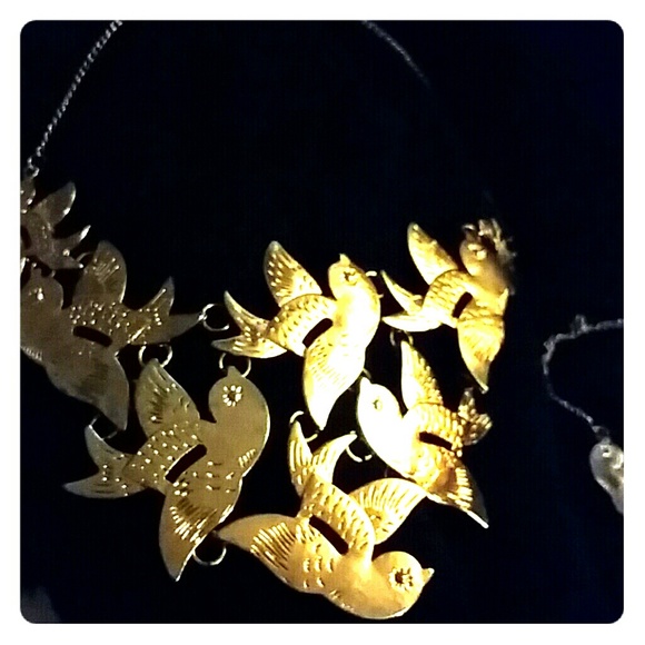 Low price Gold necklace birds