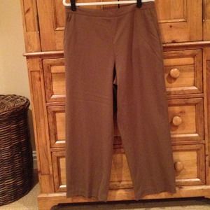 Cocoa color pants side slit pockets. Elastic back