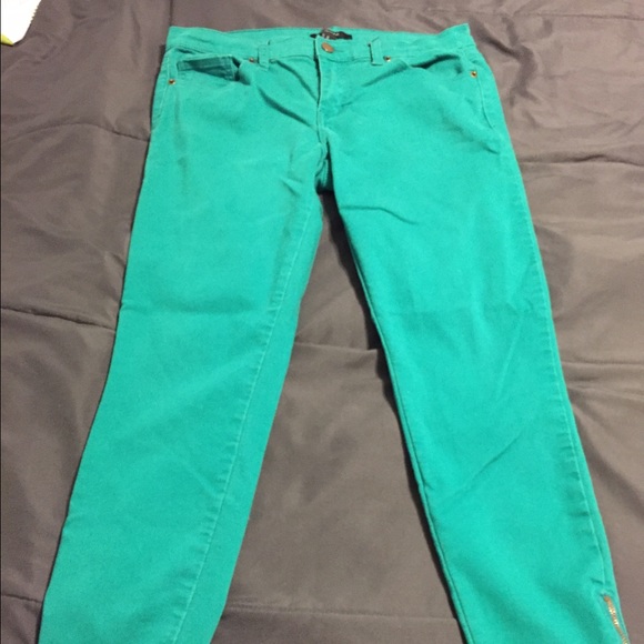 Forever 21 Green Skinny Jeans Size 29