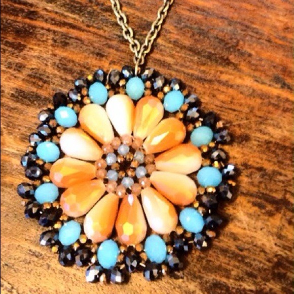 Dana Necklace