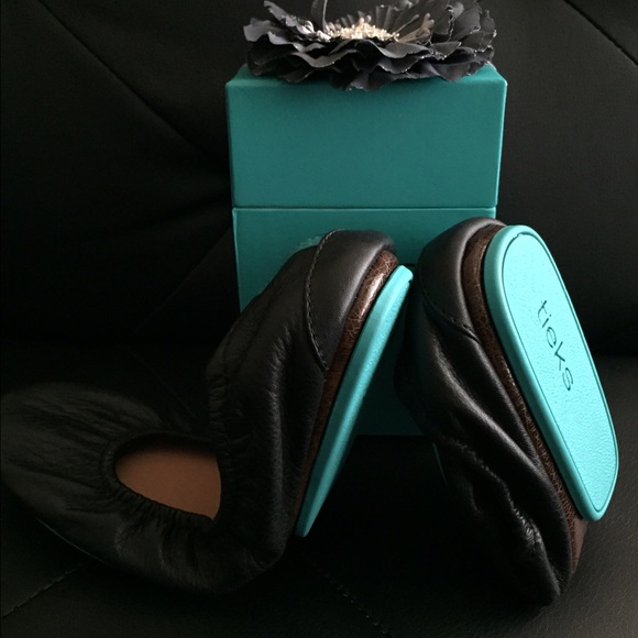 Flats - Picture 3 of 4