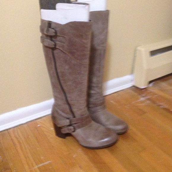 Taupe leather boots