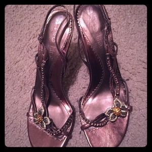 Moving need to sell some items