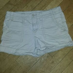 Khaki short