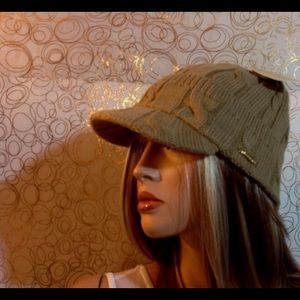 Michael Kors camel colored hat