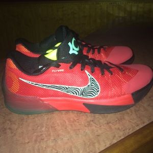 Kd Trey v NOW ACCEPTING TRADES