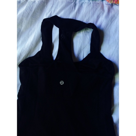 Lululemon work out top - Picture 1 of 2
