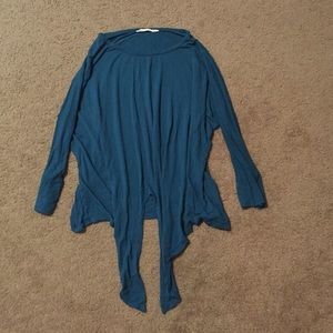 3/4 sleeve blue shirt