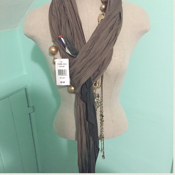NWT Chan Luu scarf