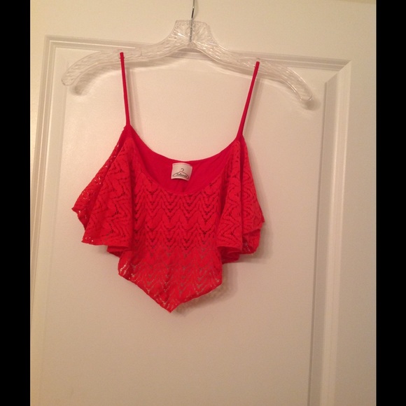 Crop top