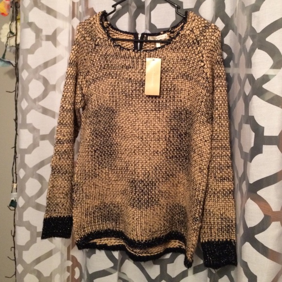 BRAND NEW Francesca's sweater.