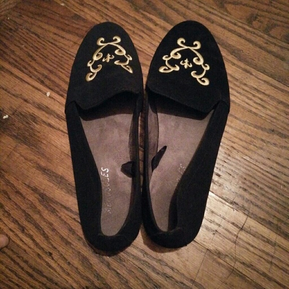 Aerosoles black flats