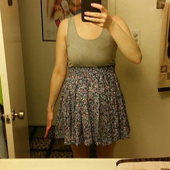 Floral sleeveless dress size 8