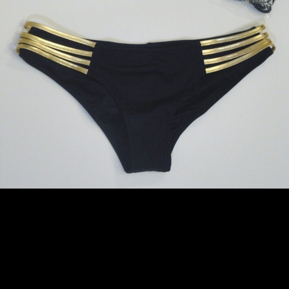 VS BOTTOMS
