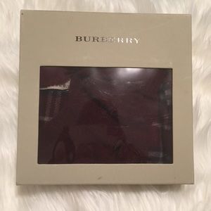BURBERRY glove and scarf set