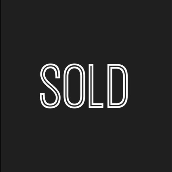SOLD ☺️😊