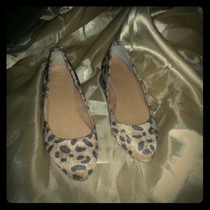 Cute pair  of flats