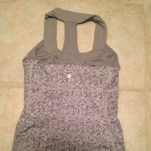 Scoop floral lululemon top