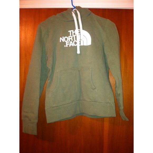 Green north face hoodie