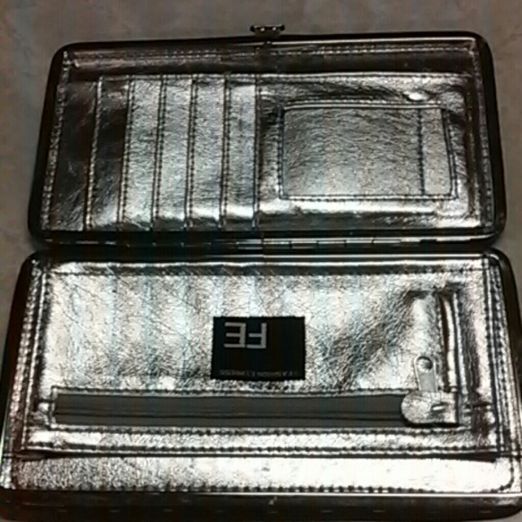 Wallet - Picture 2 of 2
