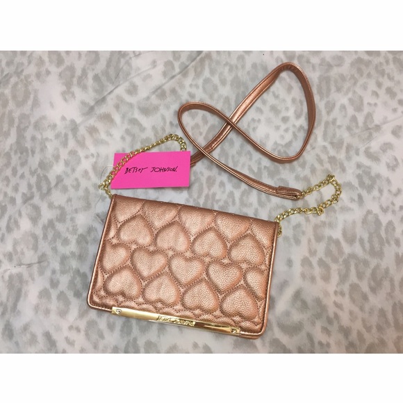 💟Lowest Price! 💟 Betsey Johnson clutch