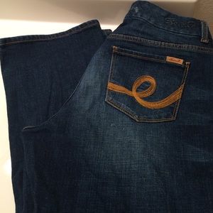 NWOT Seven7 Luxe Jeans