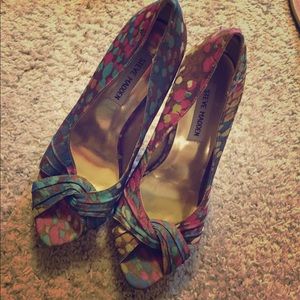 Steve Madden heals