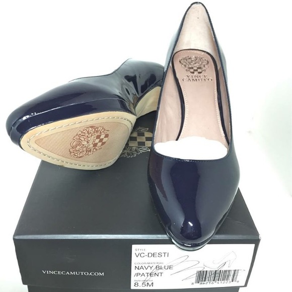 Vince Camuto Shoes - NWT Vince Camuto navy pumps