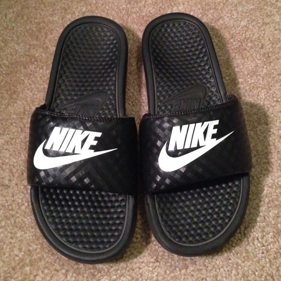 NIKE slides ✔️