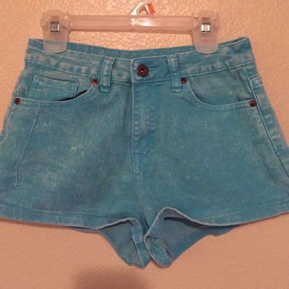 Blue high waisted shorts 25