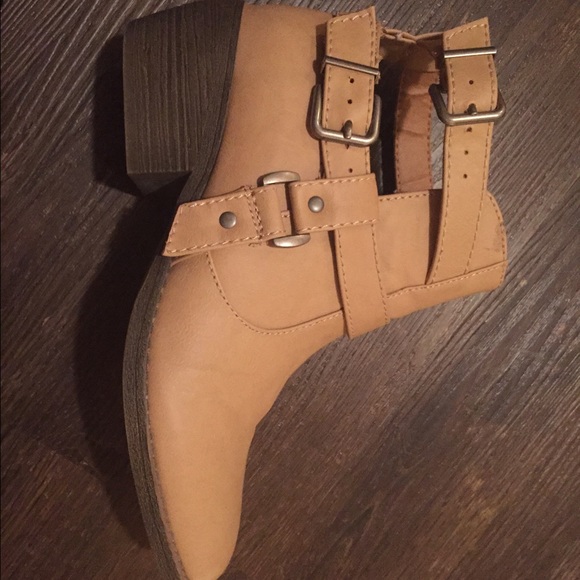 SOLD Brand New Tan Booties - Picture 3 of 4