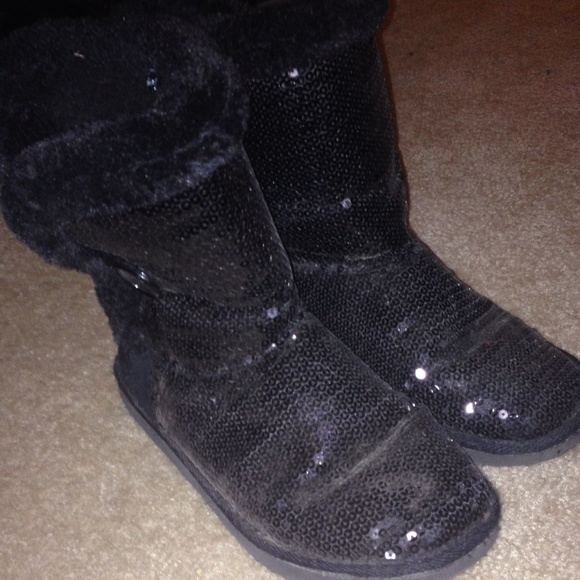 Black sparkle boots