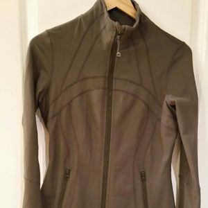 Lululemon grey jacket size 6