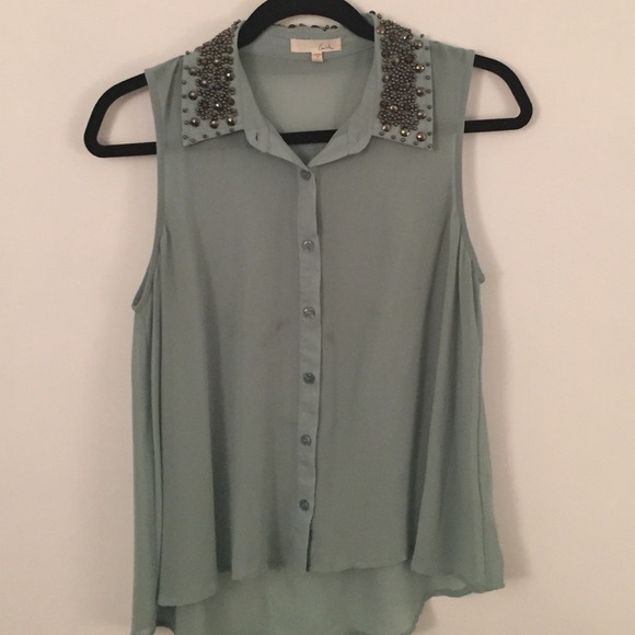Studded collar shirt