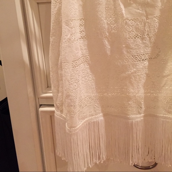 Lace crop top - Picture 2 of 2