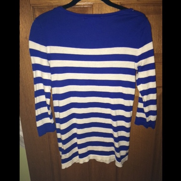 Forever 21 Blue and White Sweater - Picture 2 of 3