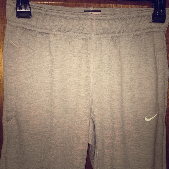 Nike Therma-Fit sweatpants