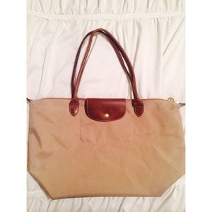 Large longchamp purse