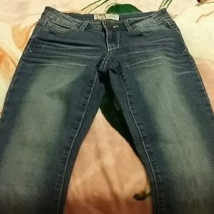 L.e.i ashley lowrise boot cut jeans