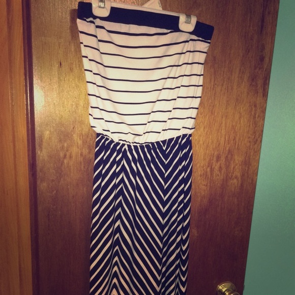 Wanderlust maxi dress